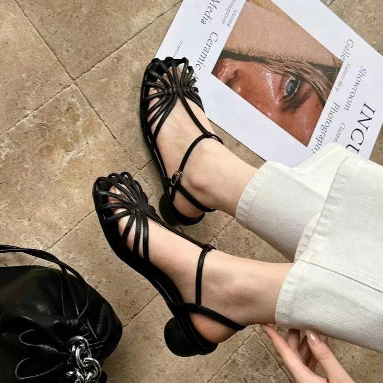 Vintage Fashion In 2026 - Franse vintage geweven teensandalen 2026 zomer