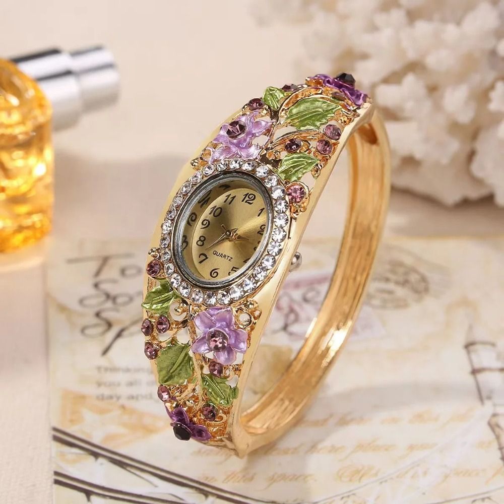 Vintage Fashion Week - Rijk aan bloemen Vintage horloge Ronde