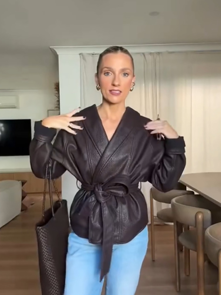Chique damesjas van effen kleu - Vintage Fashion Club recensie en prijs