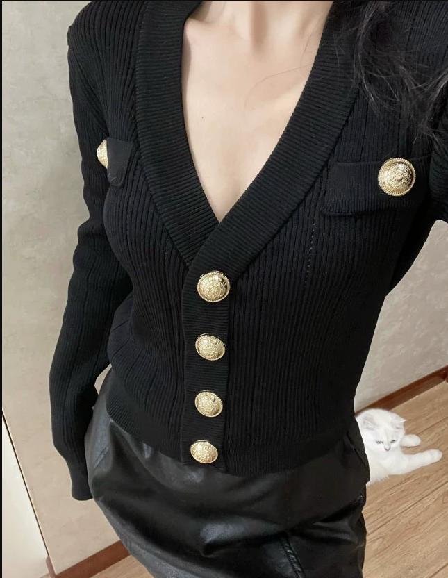 Gouden knop voorkant gebreid v - Crop Cardigan Vintage recensie en prijs